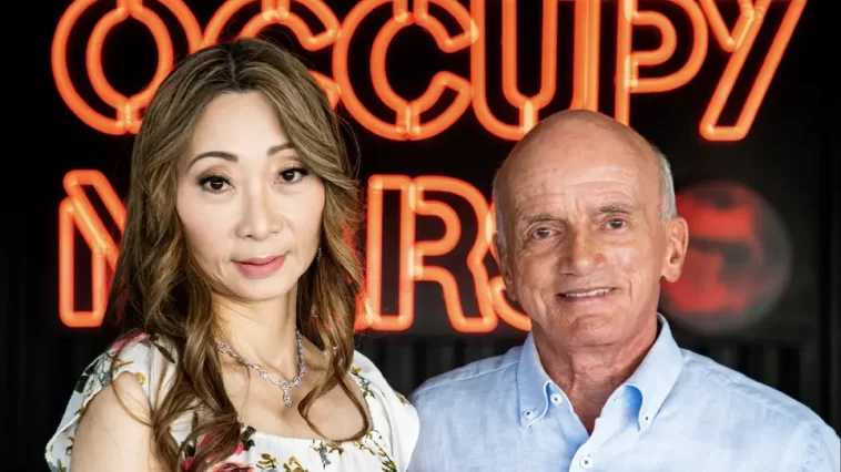 Dennis y Akiko Tito - Starship